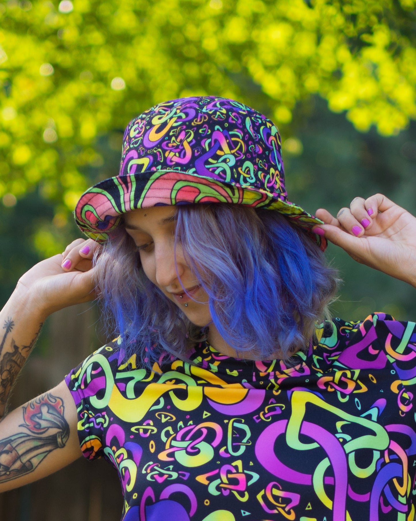 ELECTRIC LOTUS: Gobleki / Spaghett Reversible Bucket Hat